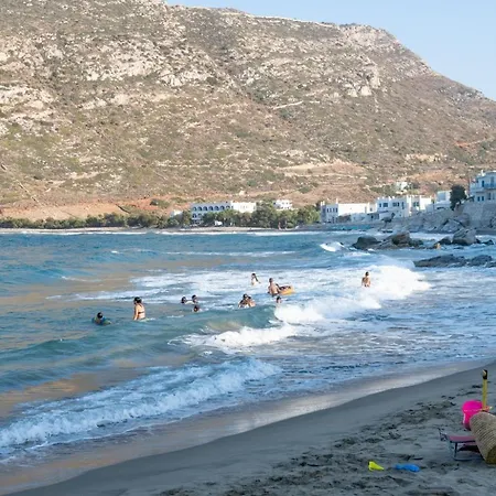 Studio Maira Seafront In To The Blue *